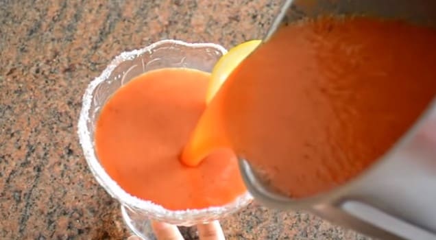 preparacion-del-sorbete-de-zanahoria